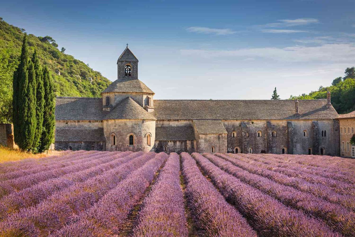 Navigating France: Things You Need to Know before Traveling