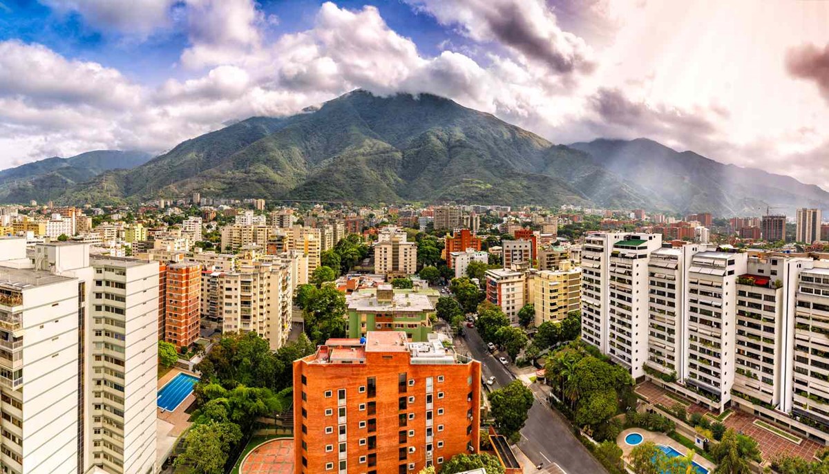 Essential Tips for Traveling to Venezuela: What You Must Know